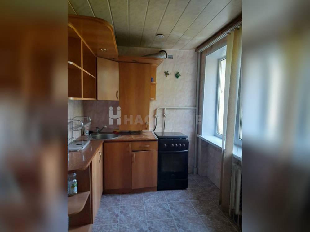 3-комнатная квартира, 63 м2 3/5 этаж, Центр, ул. Красная - фото 4